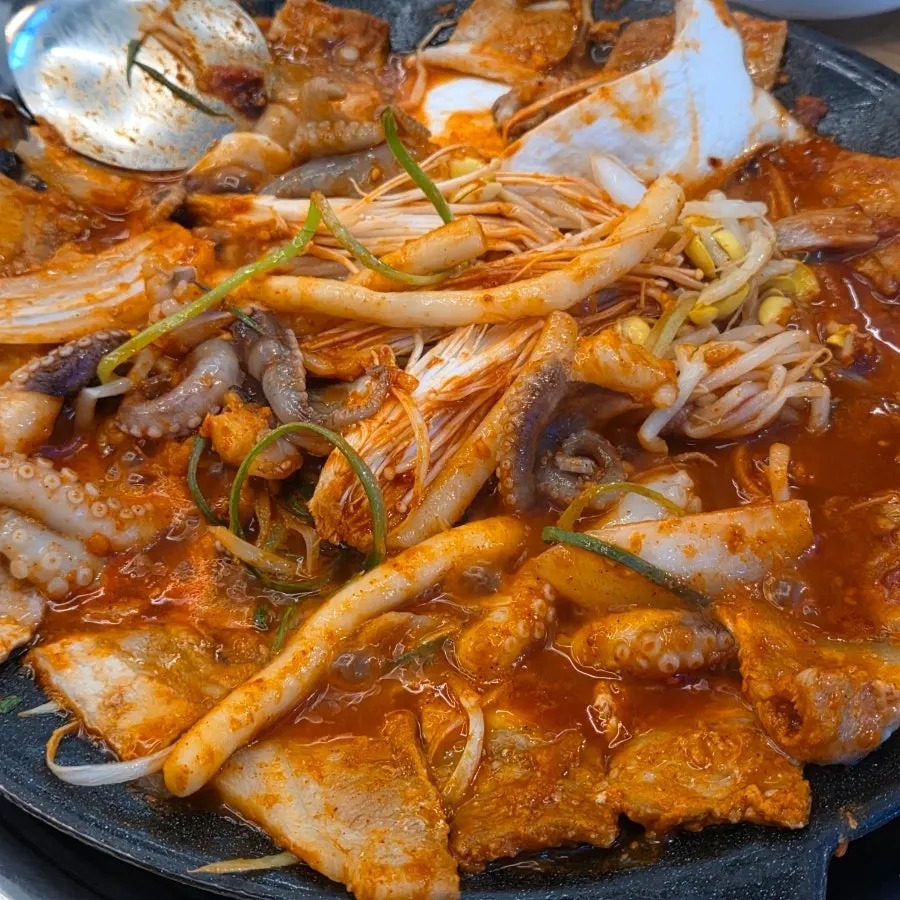 조아죽네쭈꾸미 세트에 포함된 뜨끈한 숭늉