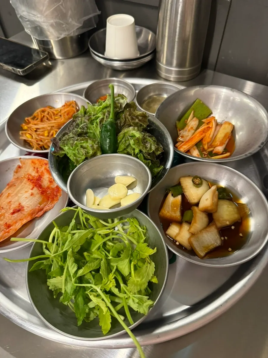 1인분 9900원 냉동삼겹살 안내