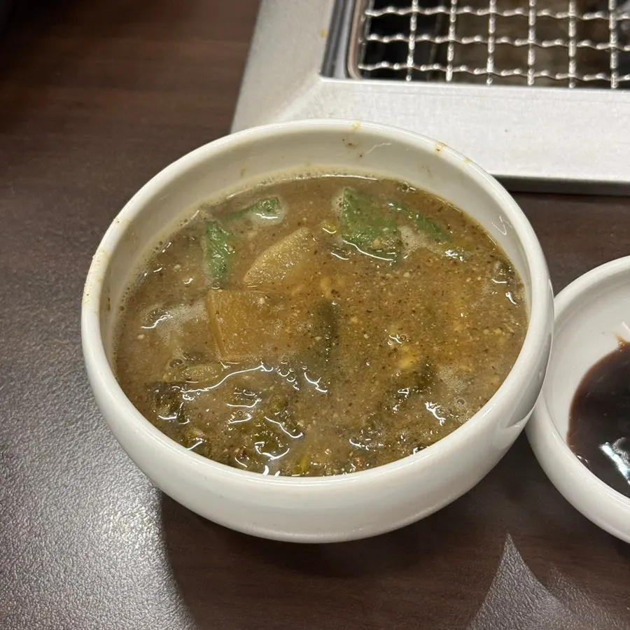 Eel soup with ugeoji and siraegi