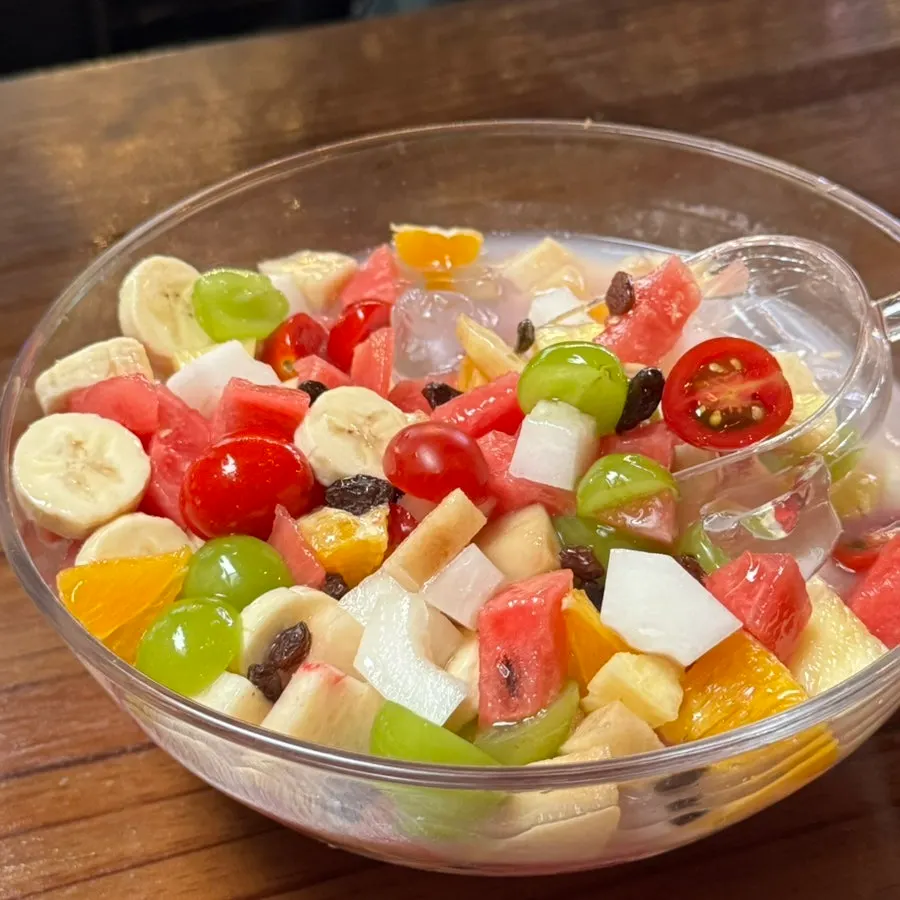 Fruit punch in a large bowl