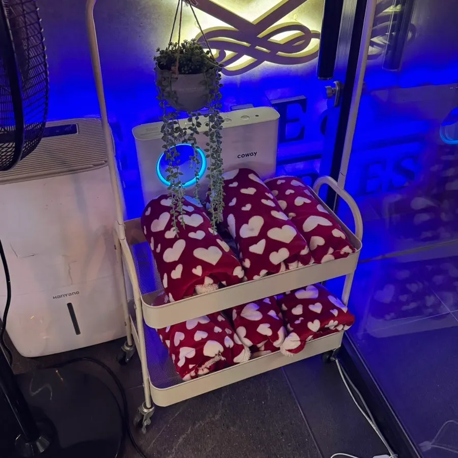 Blankets available inside the restaurant