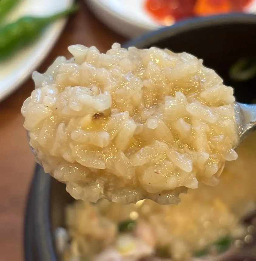 삼계탕 안에 푸짐하게 든 녹두죽