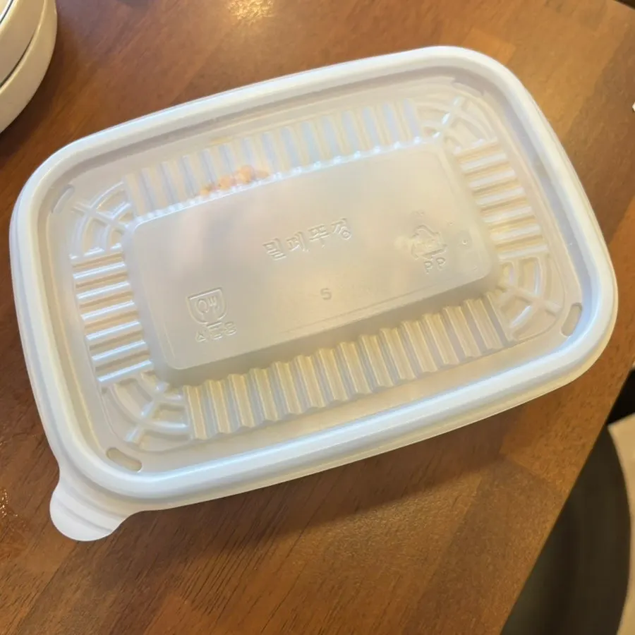 거의 비운 한방녹두삼계탕 그릇
