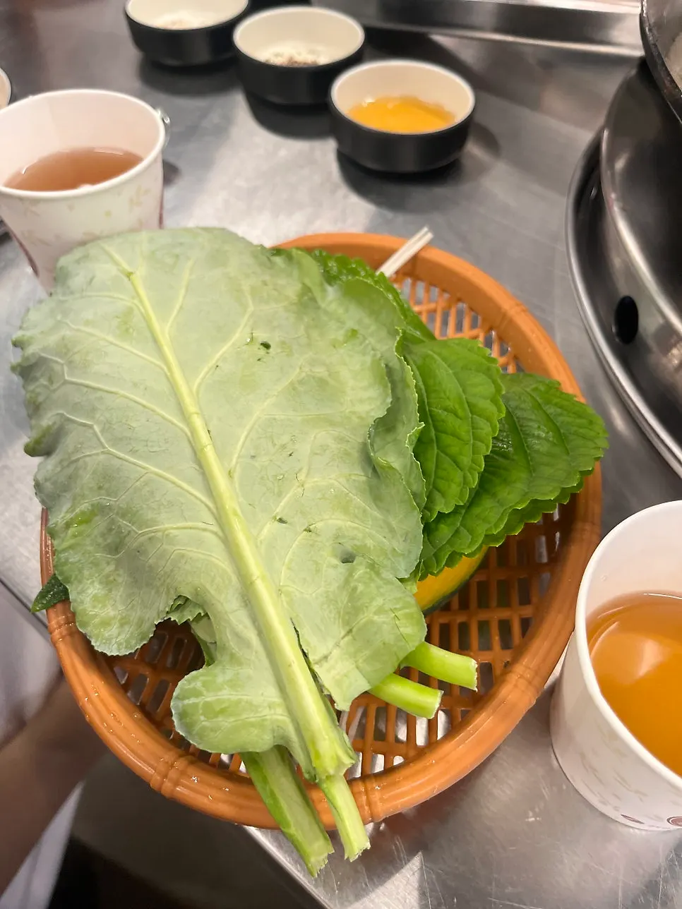 Wrap vegetables and sweet pumpkin from the self-bar