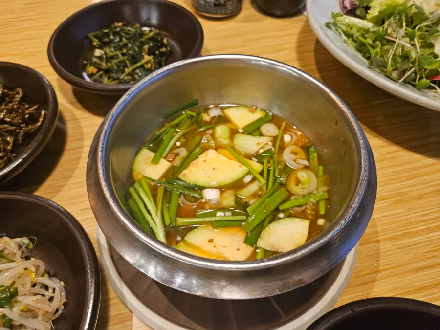 Spread with anchovies, bean sprouts, kimchi and doenjang jjigae