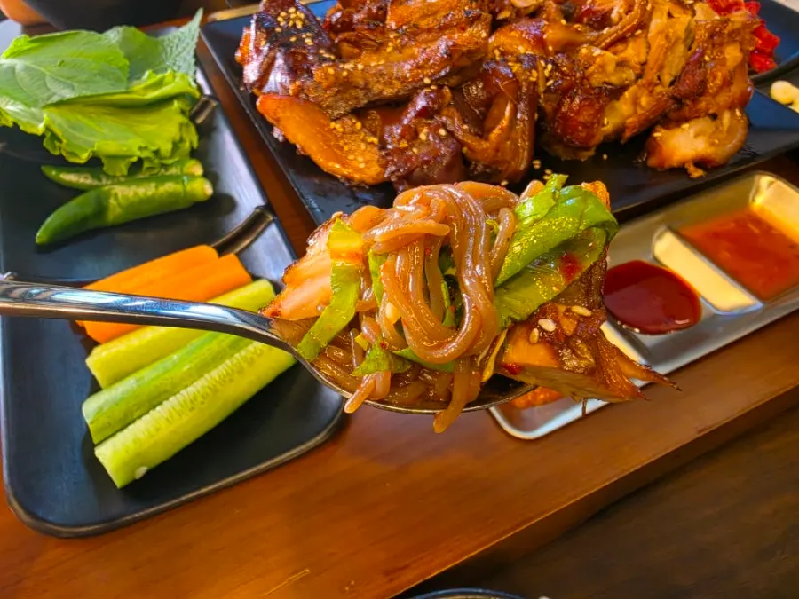 홀 식사 무료 막국수