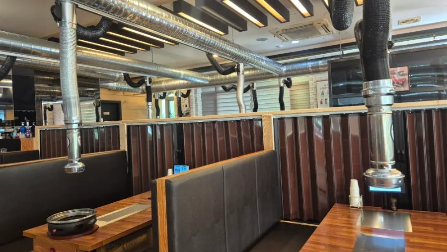 Visitor information for the restaurant near Sanghyeon Station