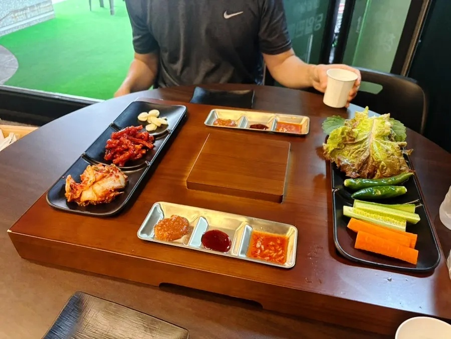 Table set after ordering