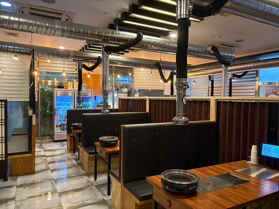 View of the Hwaro Yangmi storefront near Sanghyeon Station