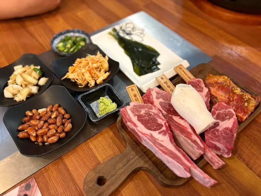Hwaro Yangmi lamb rib menu and prices