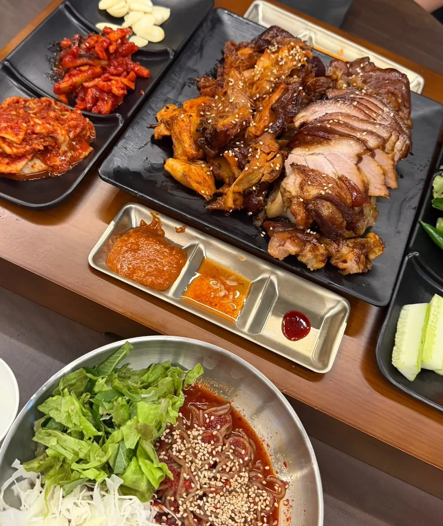 따끈하고 깔끔한 콩나물국