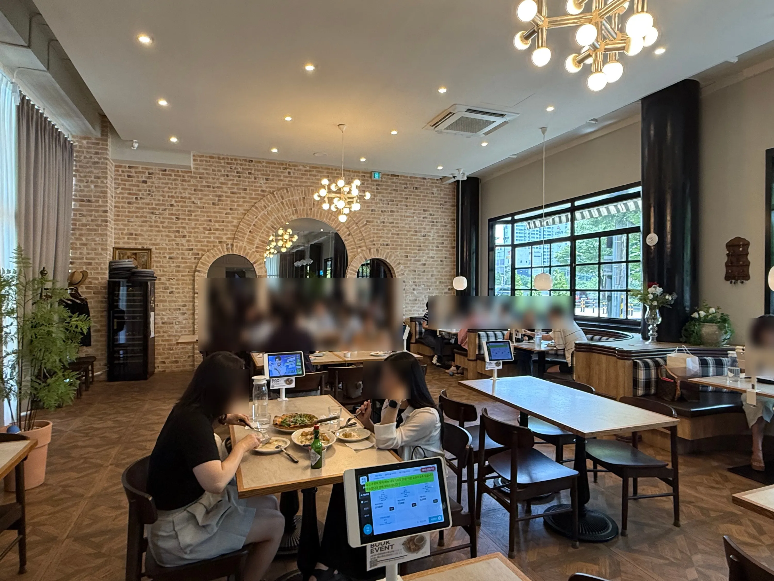 로마 호텔 콘셉트 레스토랑 내부