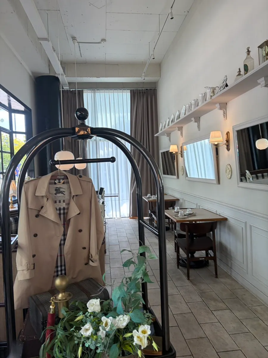 Bueokgan Sangmu Branchの屋外テラス空間