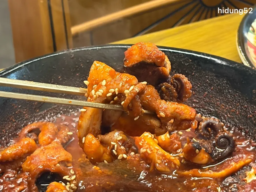 삼합과 함께 나온 쭈꾸미삼겹살