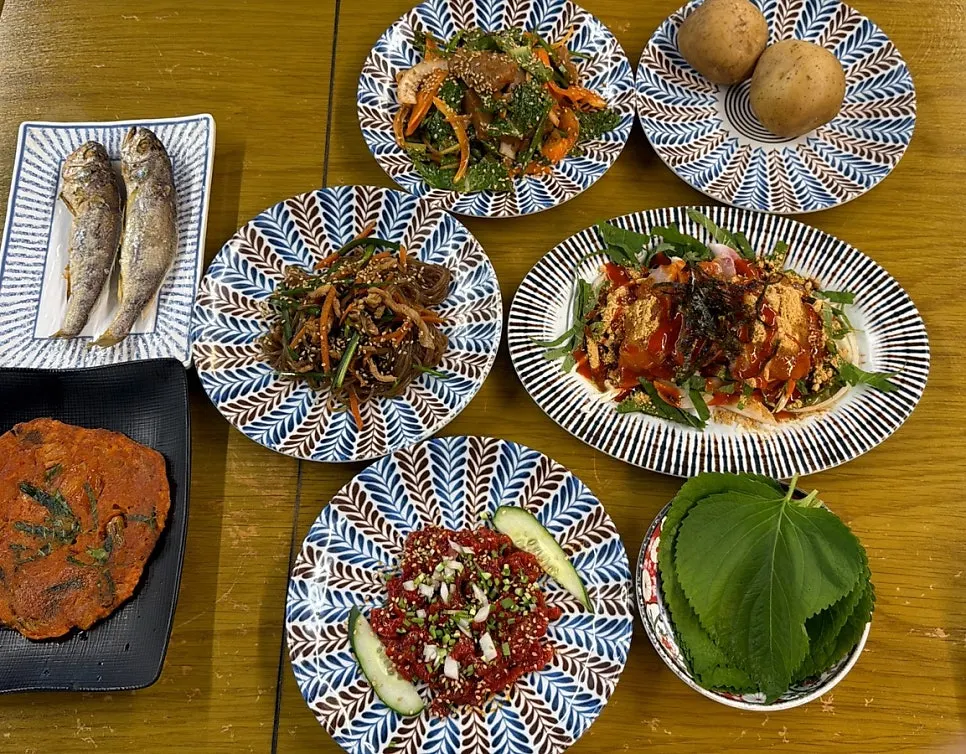 17-dish Korean Imokase set meal