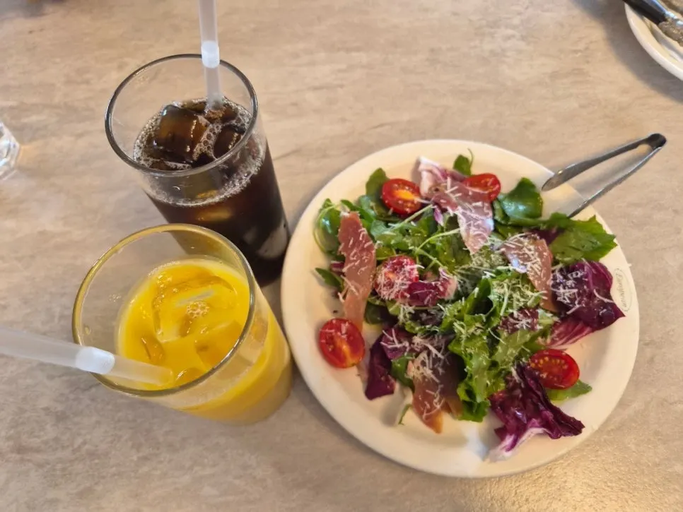 Drinks and salad from the couple set