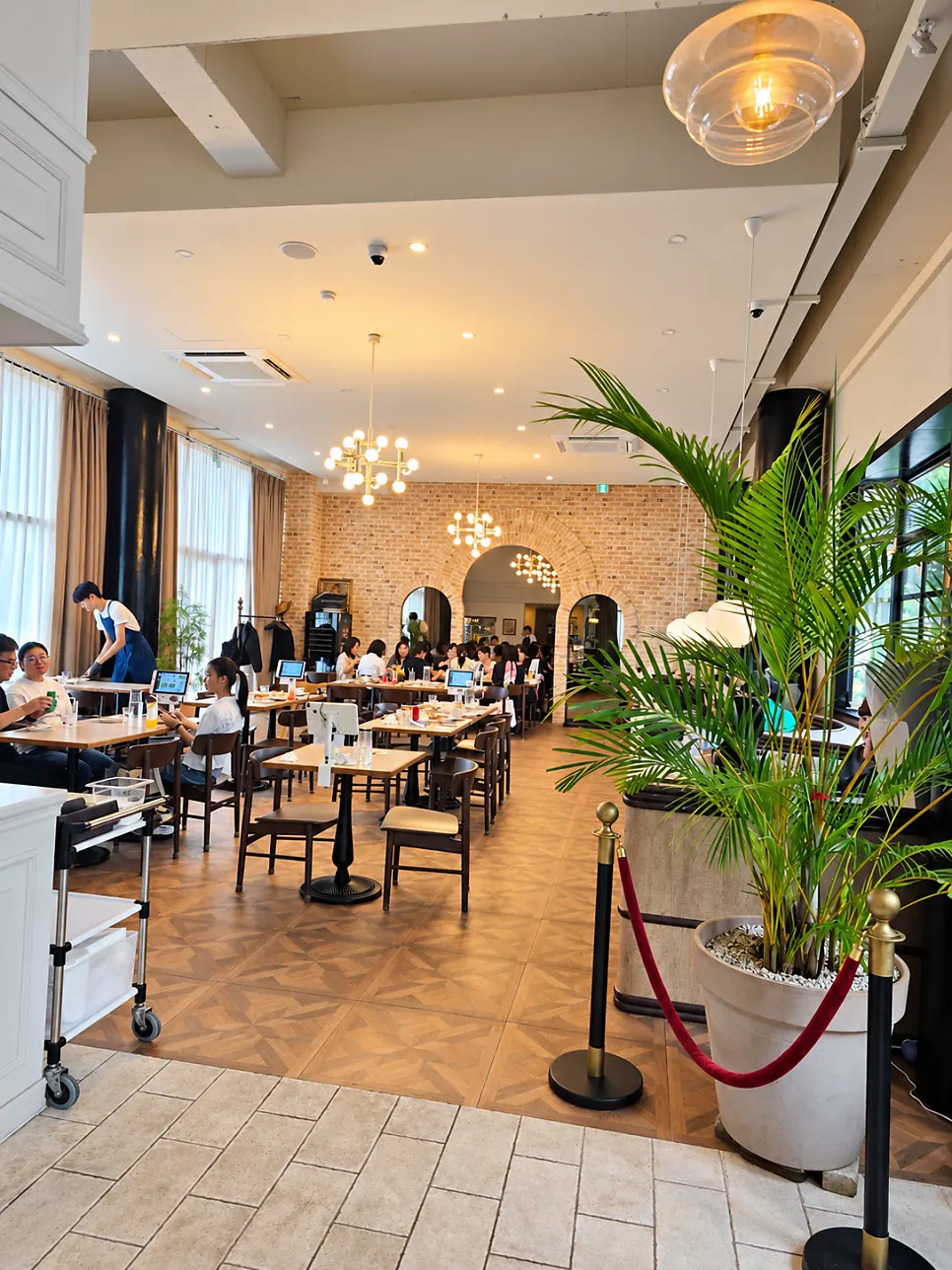 Interior of Bueokgan Sangmu Branch