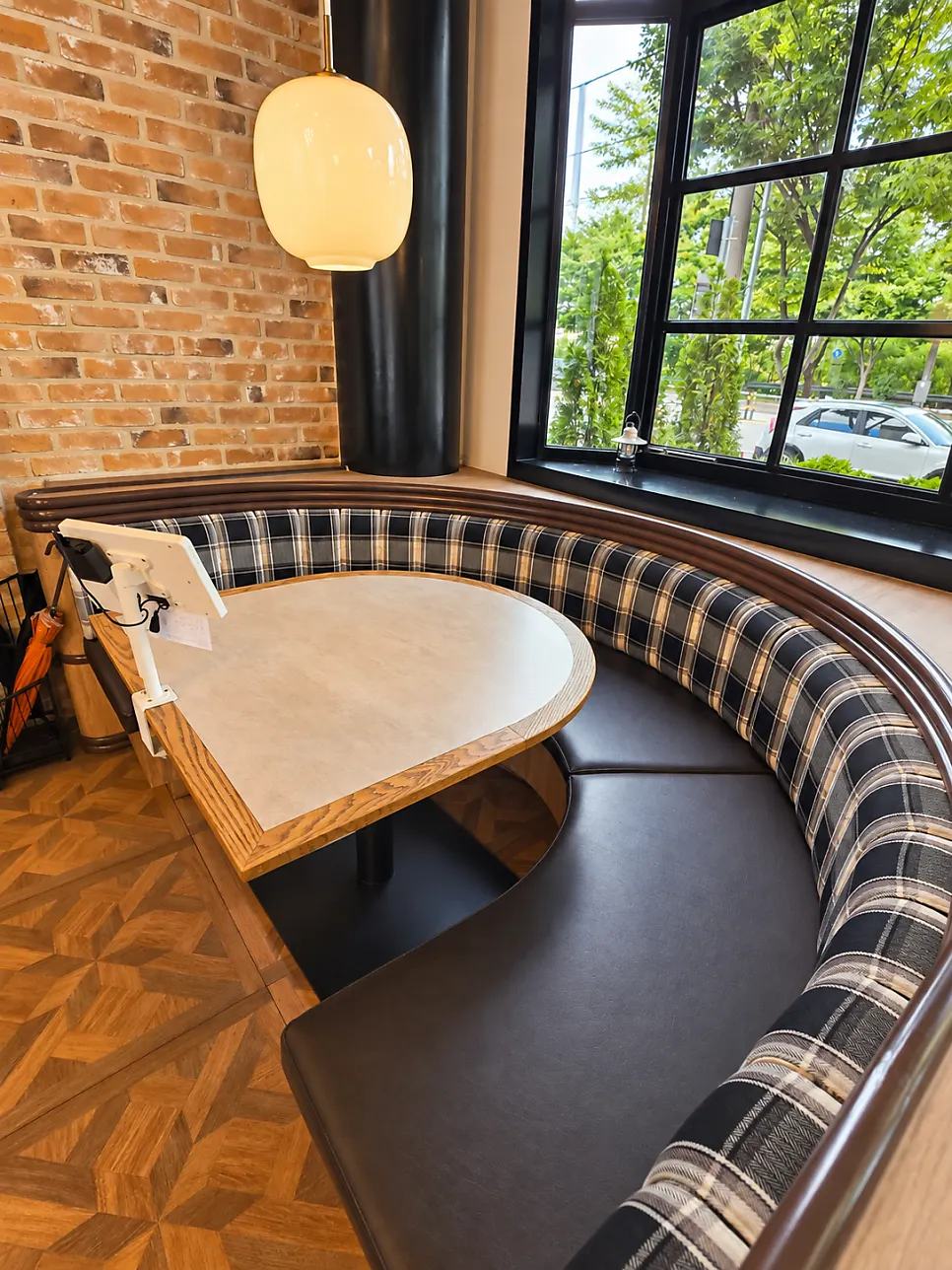 Checkered window booth seats