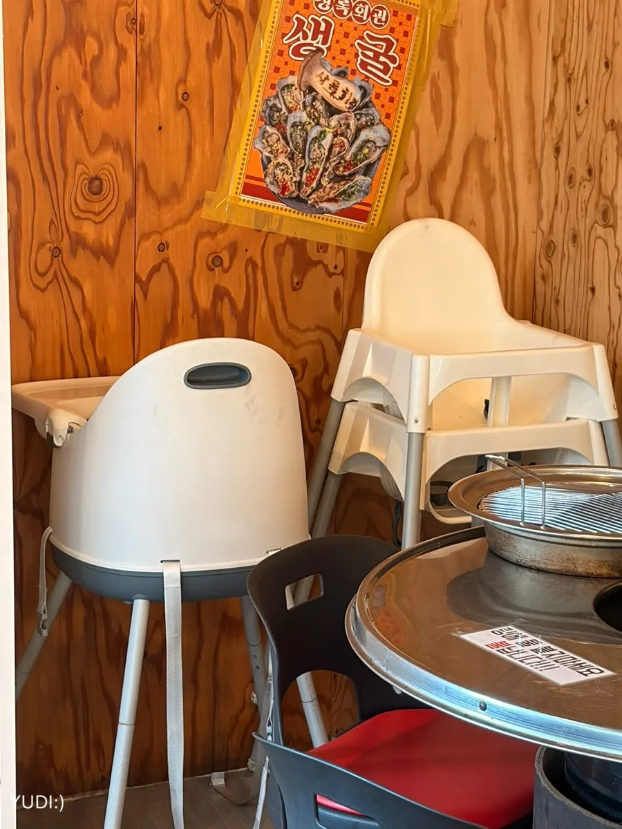 Self-serve bar area in the restaurant