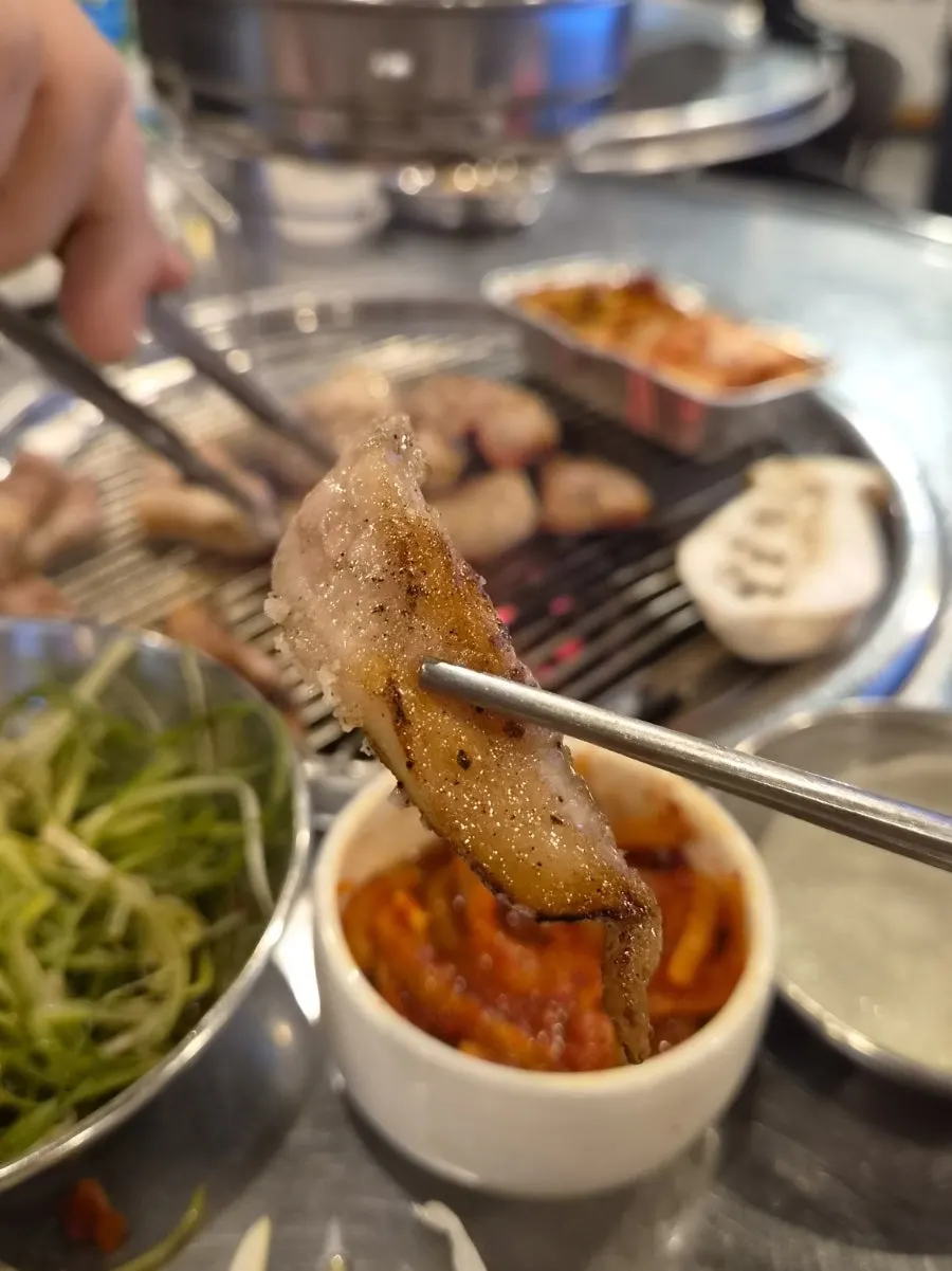 A chewy piece of hangjeongmoksal