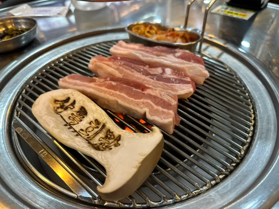 生肉拼盘特写