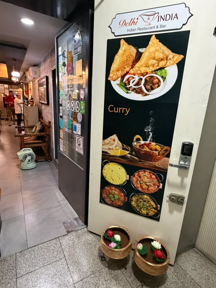 Exterior of Deli India before entering