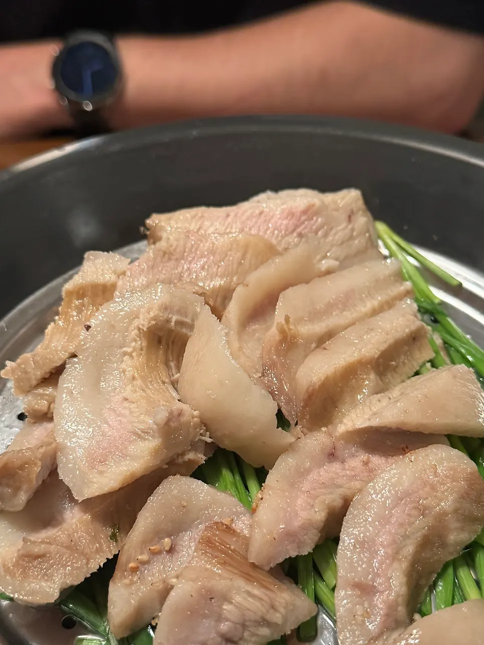 들기름 두부구이 한 조각 클로즈업