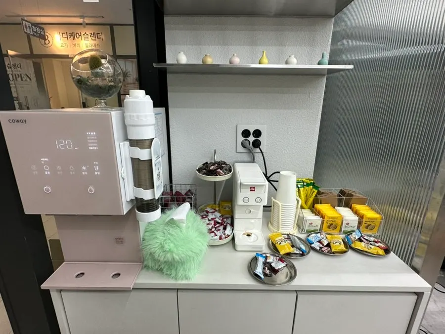 Hair products and snack bar