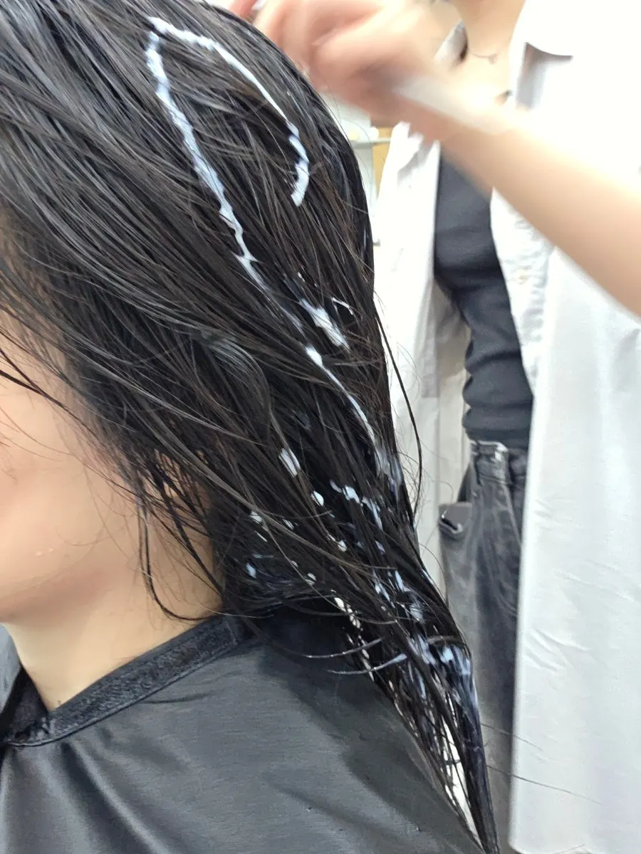 Preparation for the Ayounche hair clinic treatment