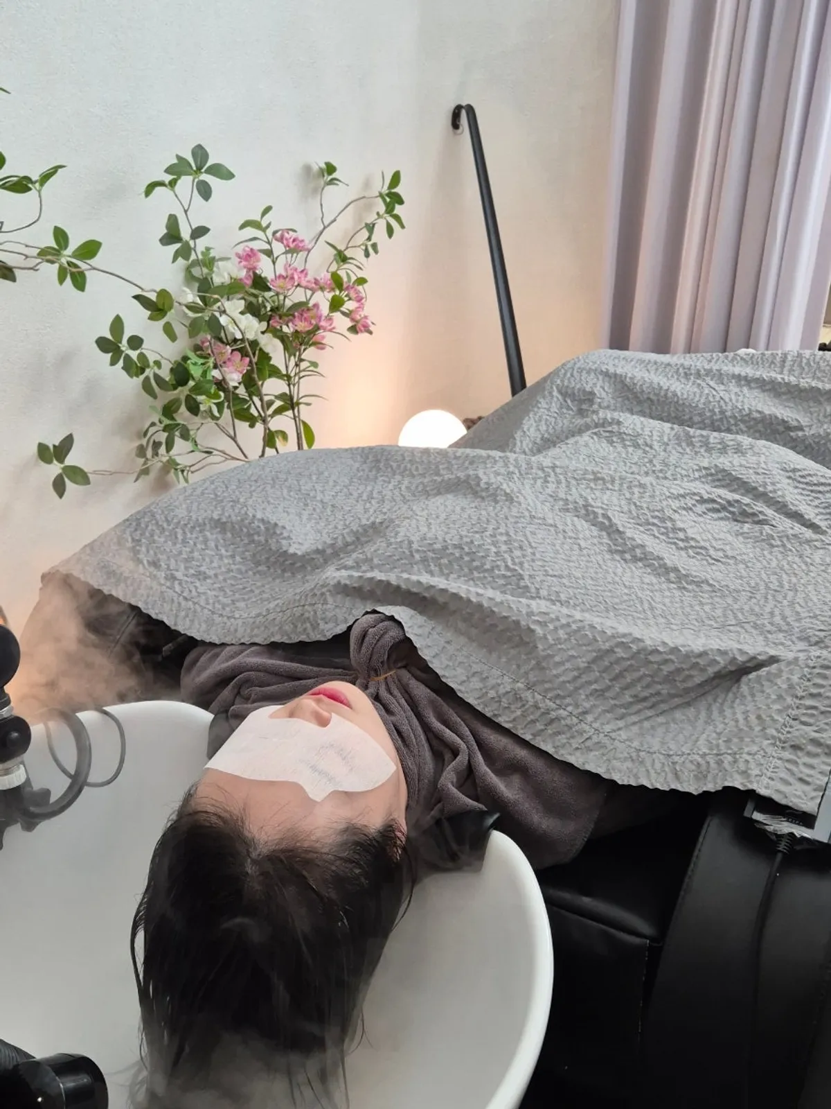 Hair after receiving the Nanoheel clinic