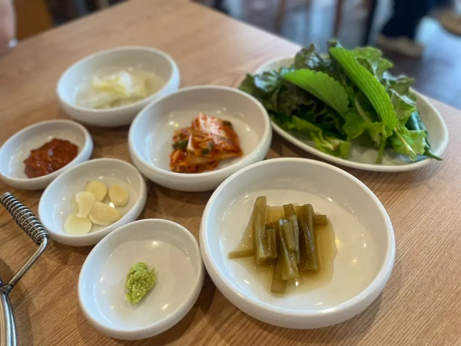 Basic banchan spread set out before the meat arrives