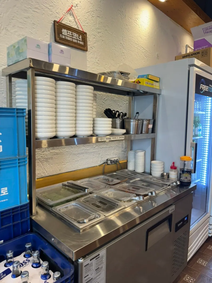 Interior decor of the grill house