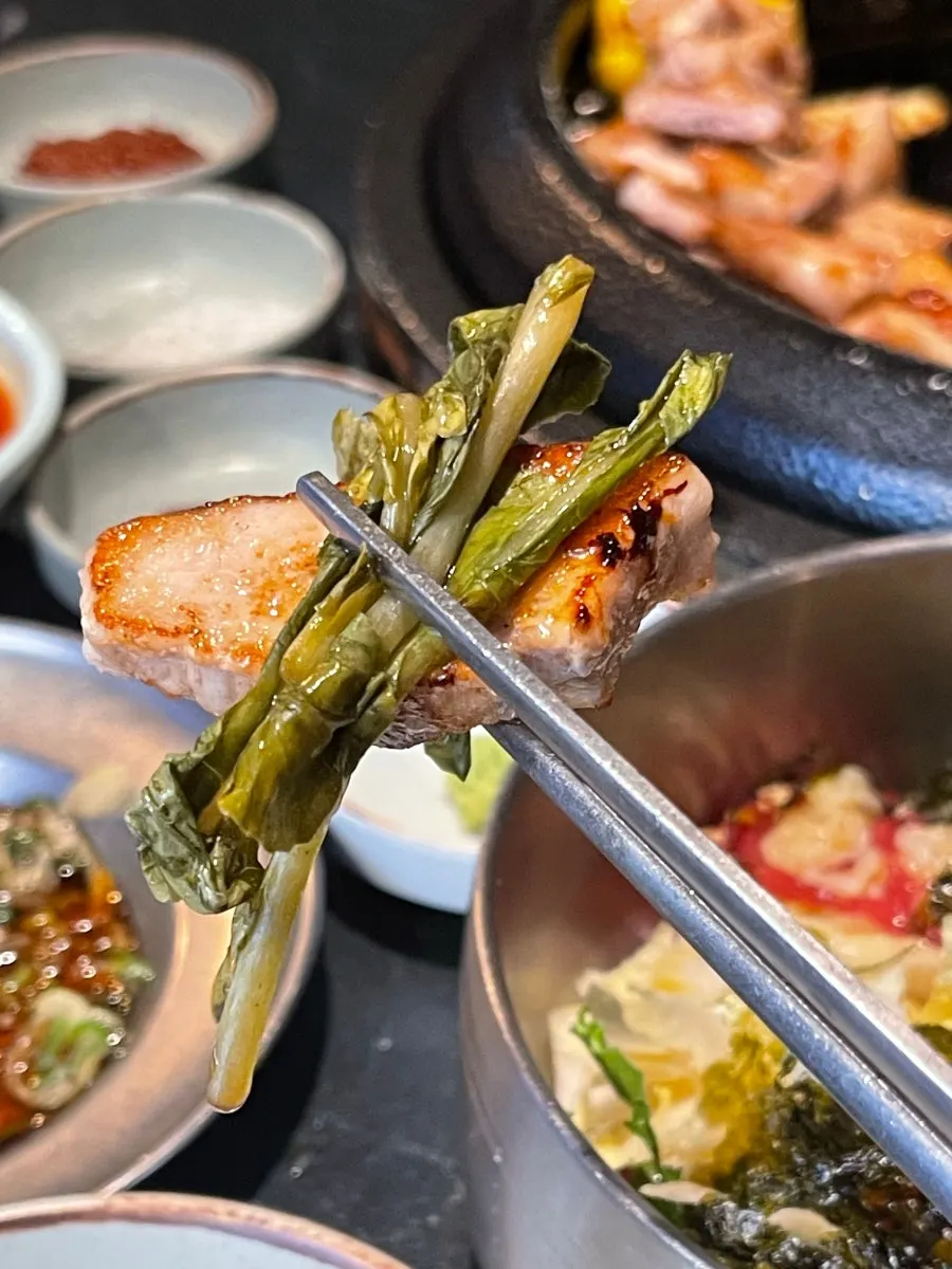청어알젓과 보리쌈장, 명이와사비 곁들임