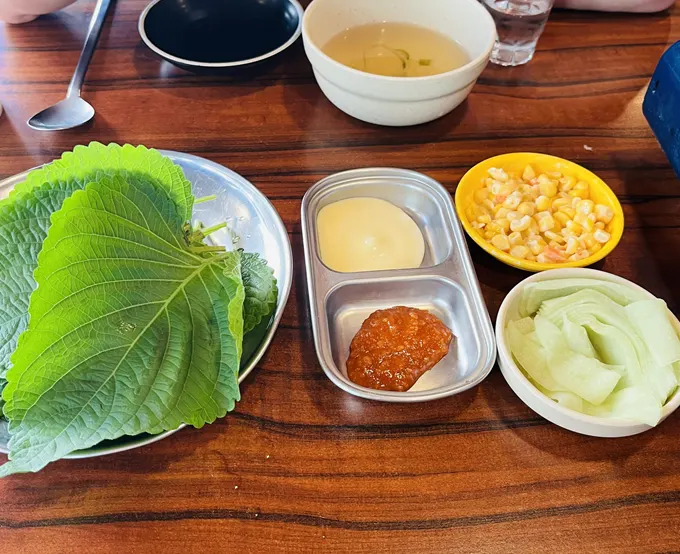 Sarangjip's table setting