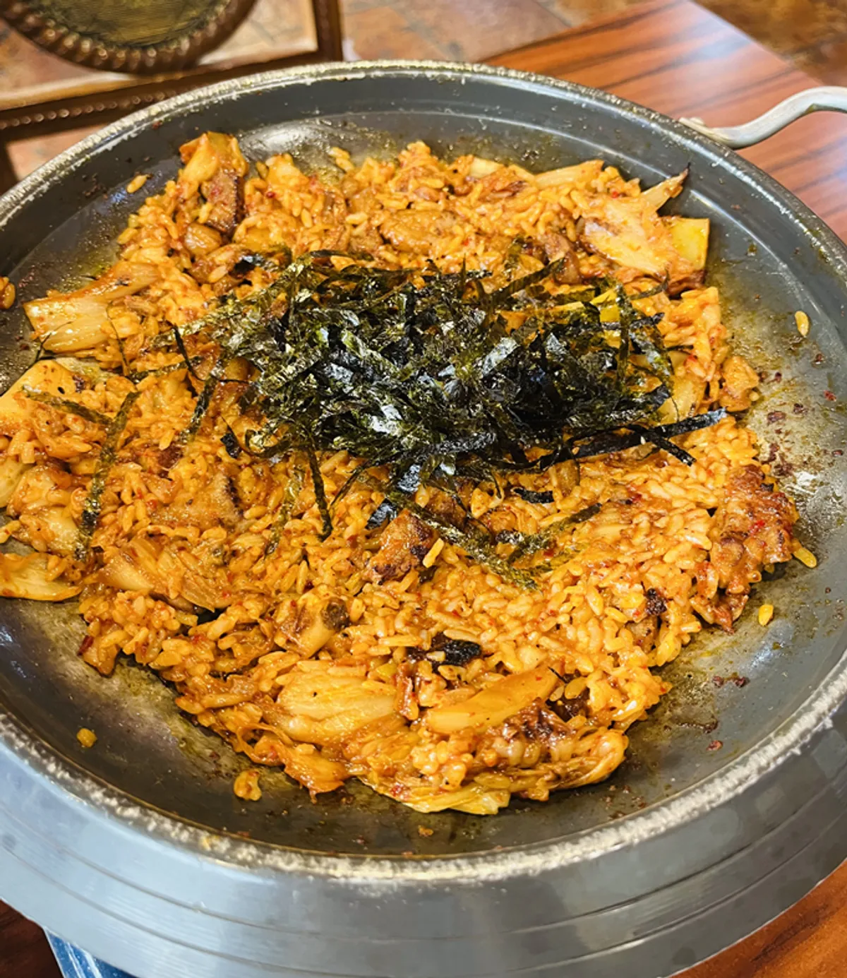 The finishing pork kimchi fried rice