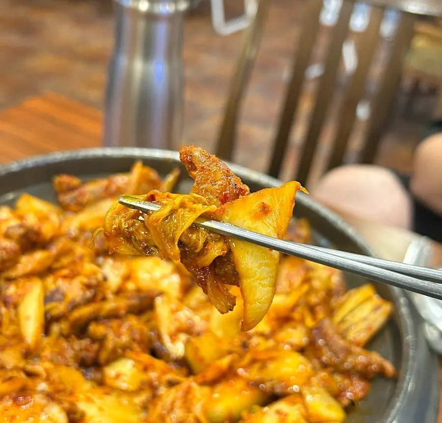 Pork kimchi grill sizzling on the hot plate