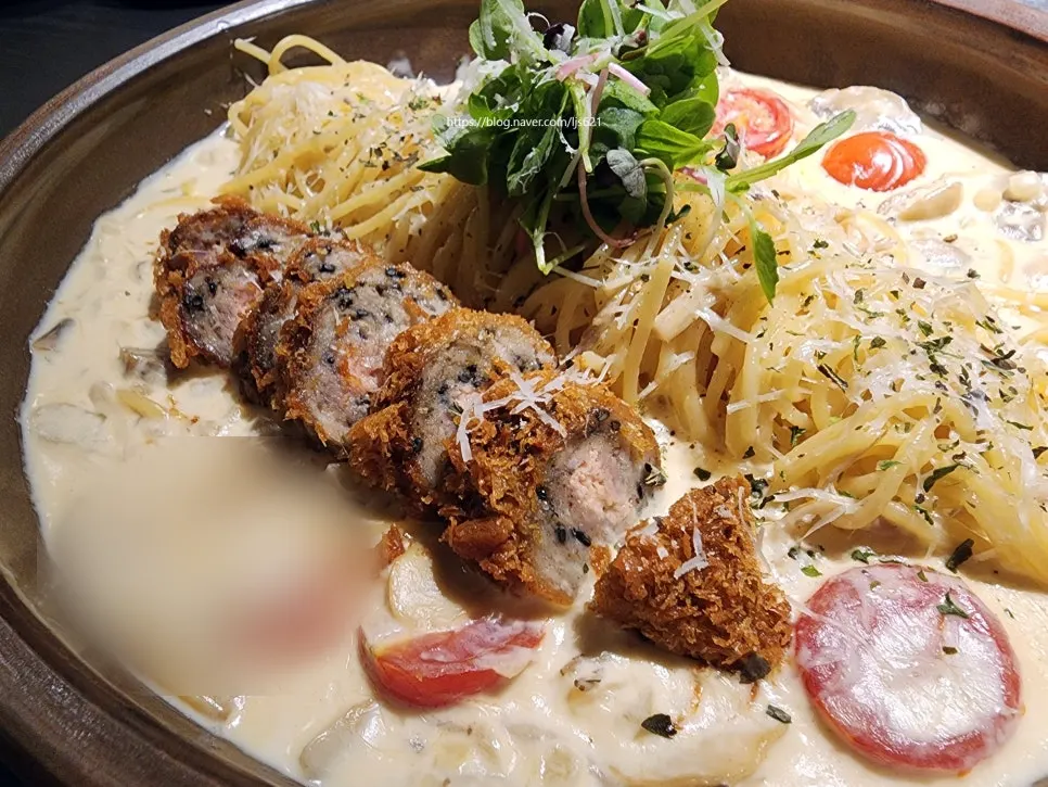 Mentaiko katsu cream pasta loaded with cream sauce