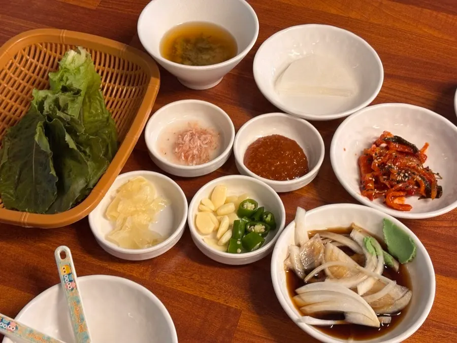 사상팔도족발 기본 찬 세팅