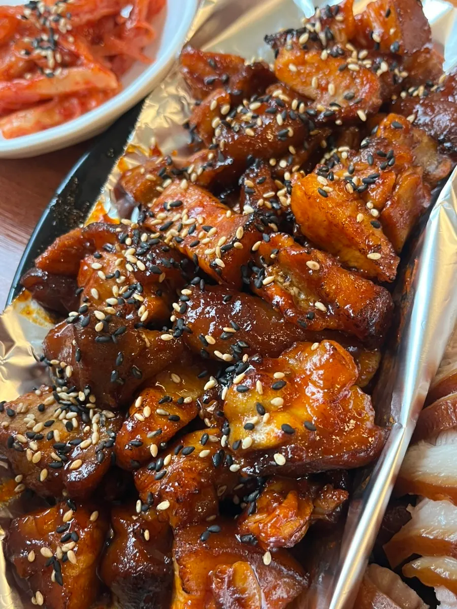 윤기 나는 온족발 살코기