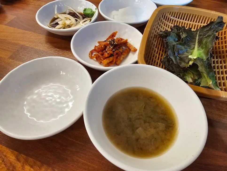 Wrap greens set out at the self-serve bar