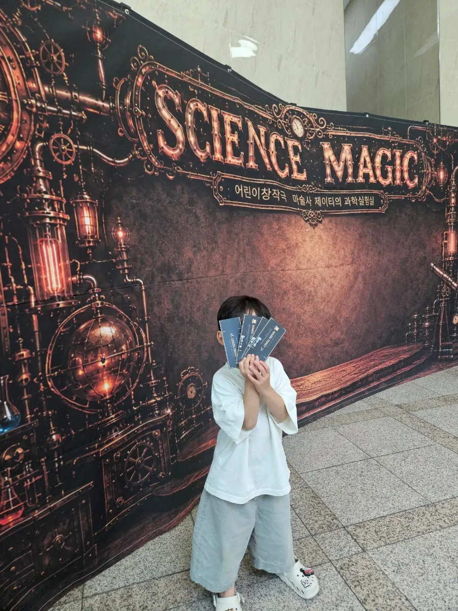Taking a commemorative photo at the photo zone
