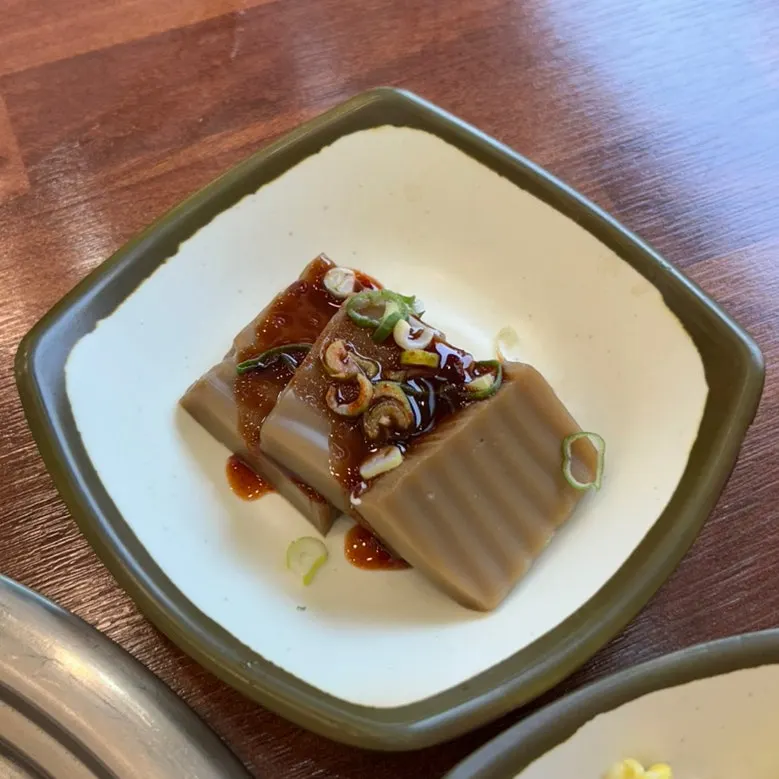 기본으로 나온 밑반찬