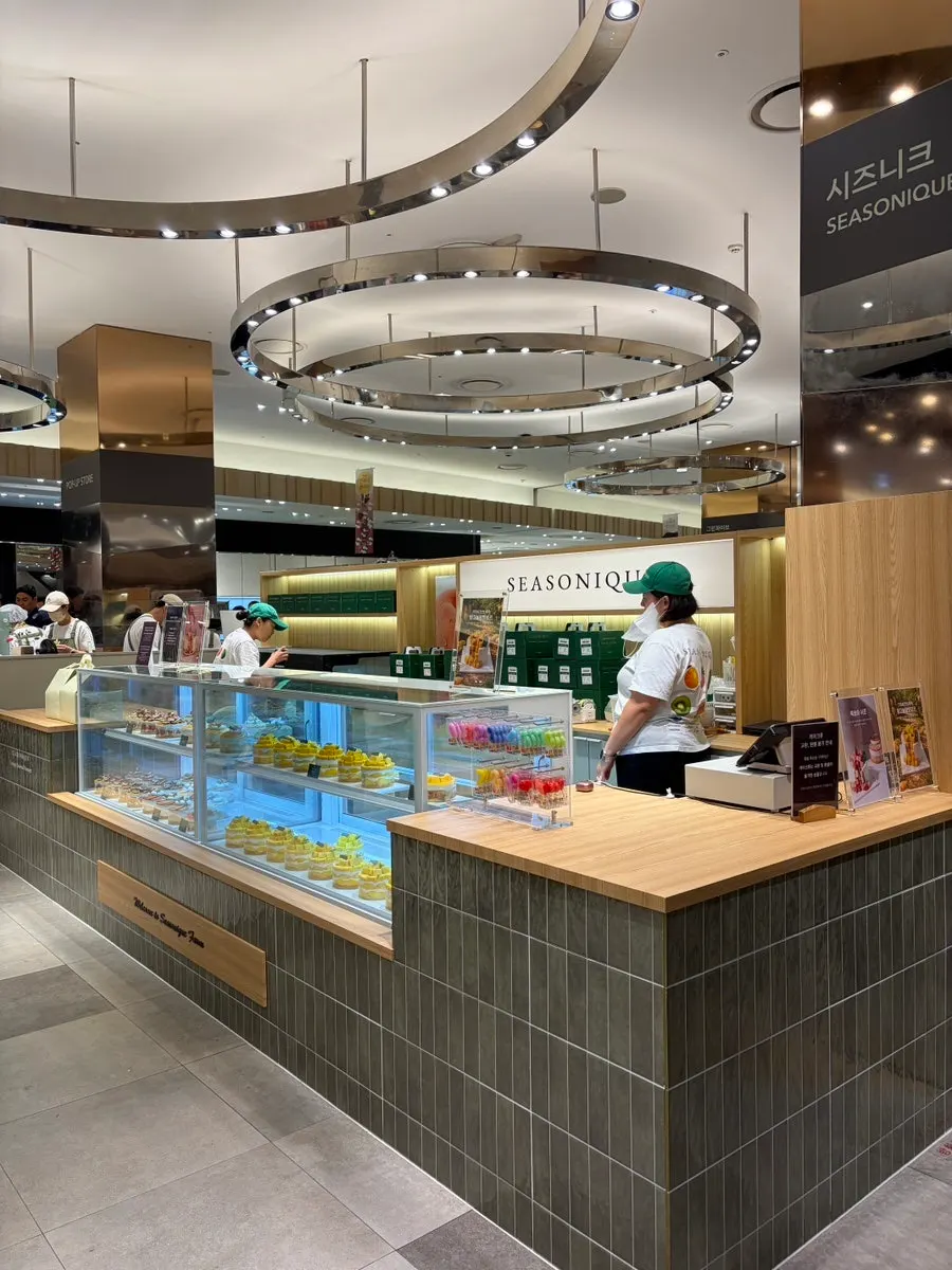 Entrance of the Sijeunikeu store on the basement 1st floor of Shinsegae Department Store Centum City