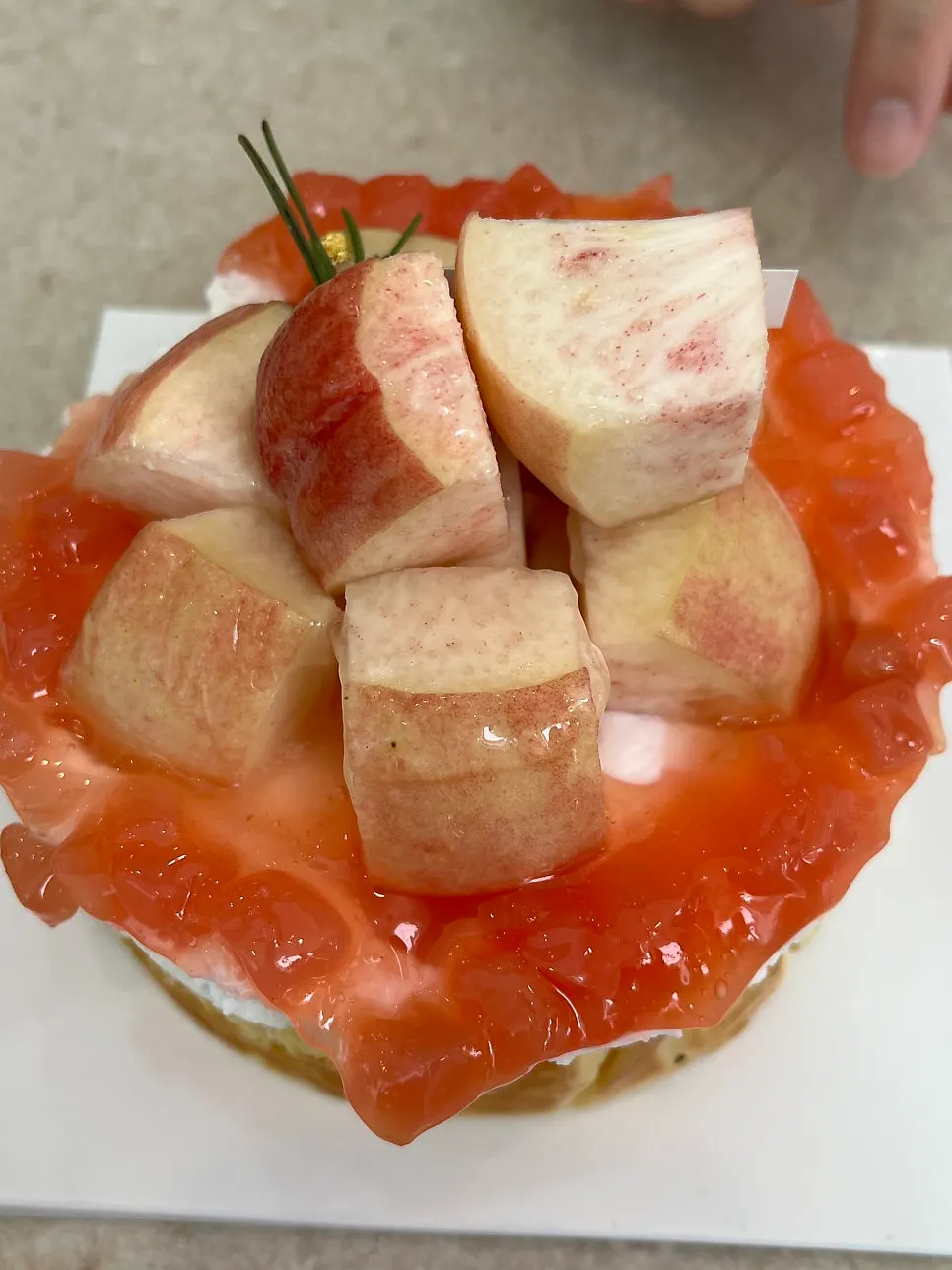 Cross-section of the sliced peach cake