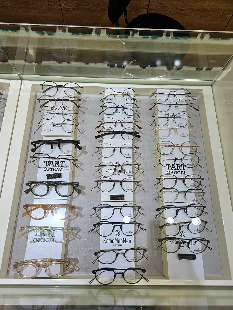 Gold Optical display corner inside the store