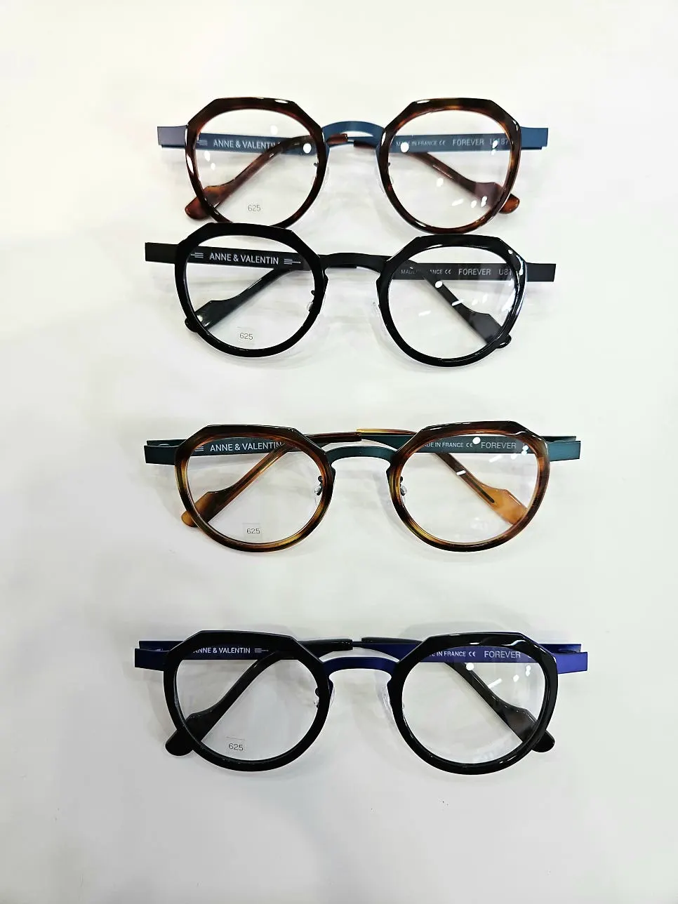 Display of Anne et Valentin Forever and other brand eyewear