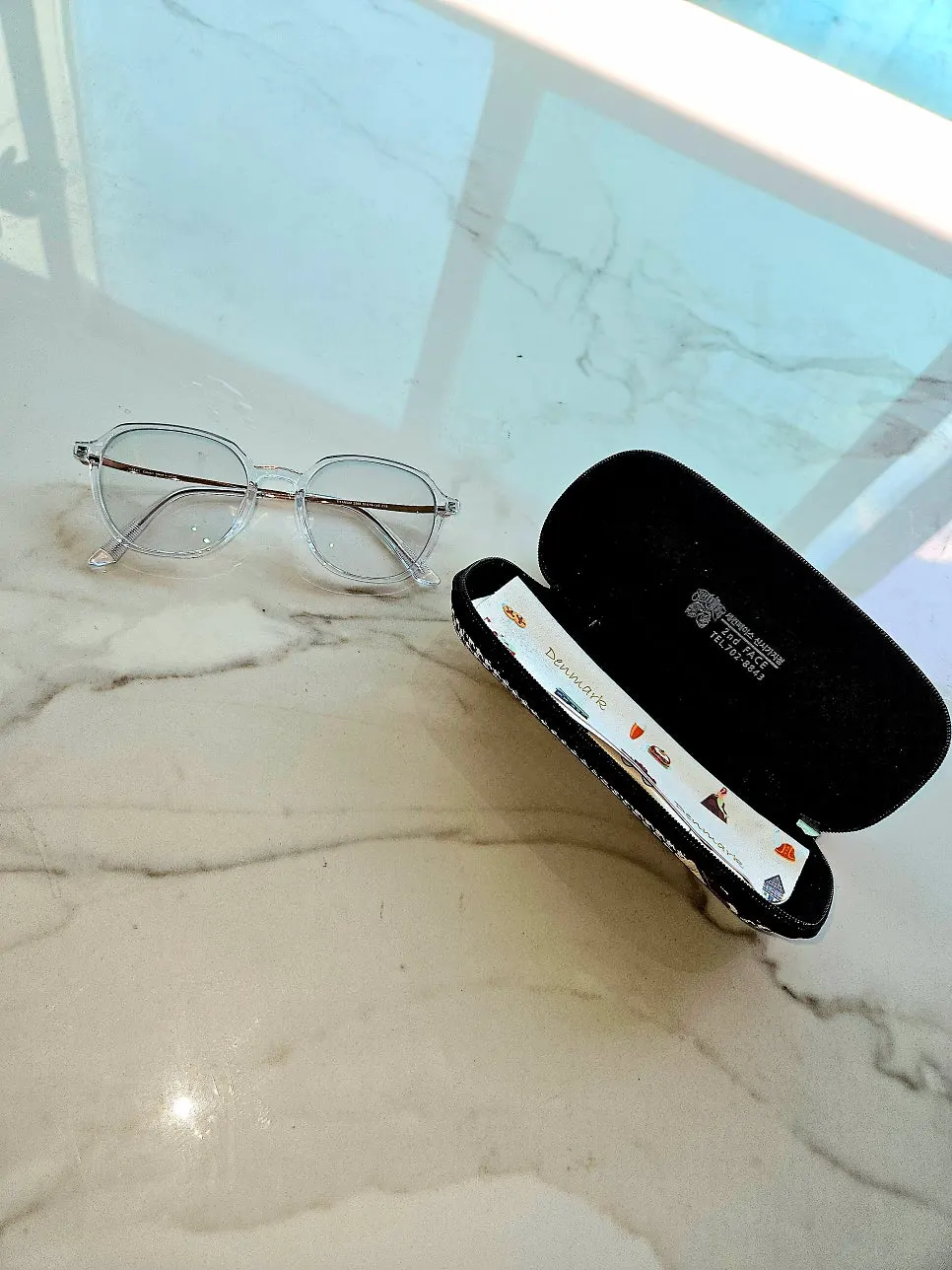 Frame chosen for the photochromic transition lenses