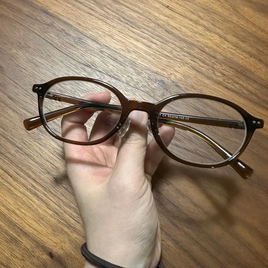 Brown oval blue-light blocking glasses
