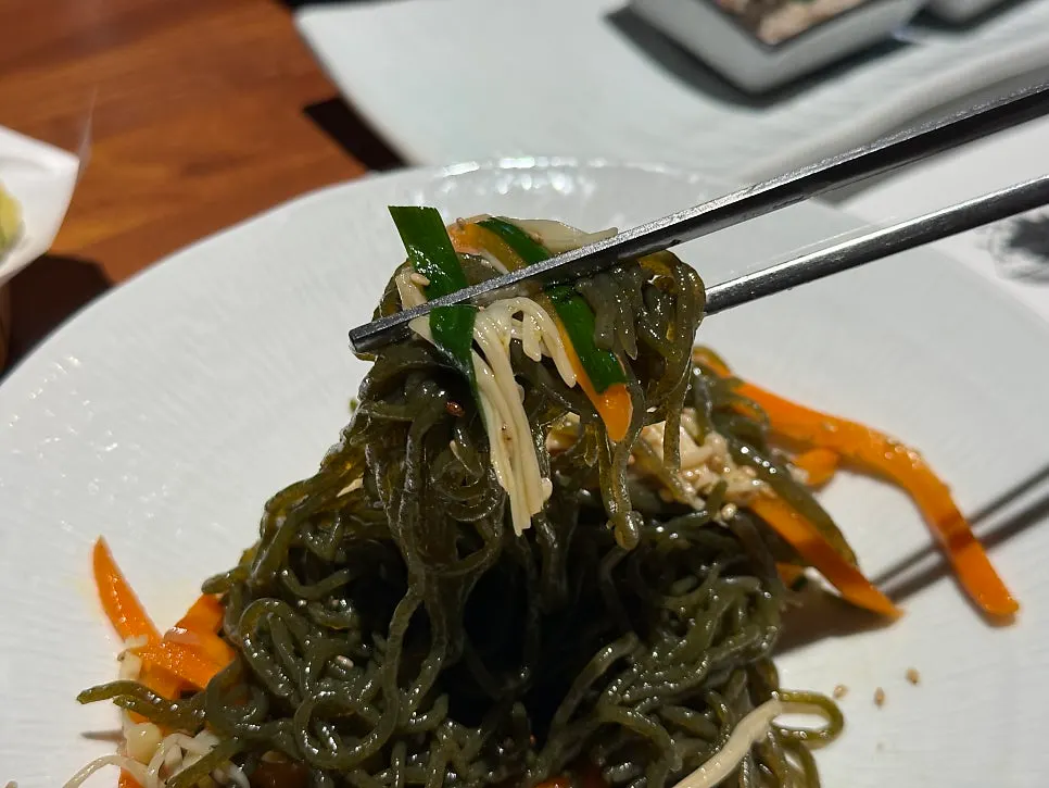 Soy-seasoned gungjung tteokbokki