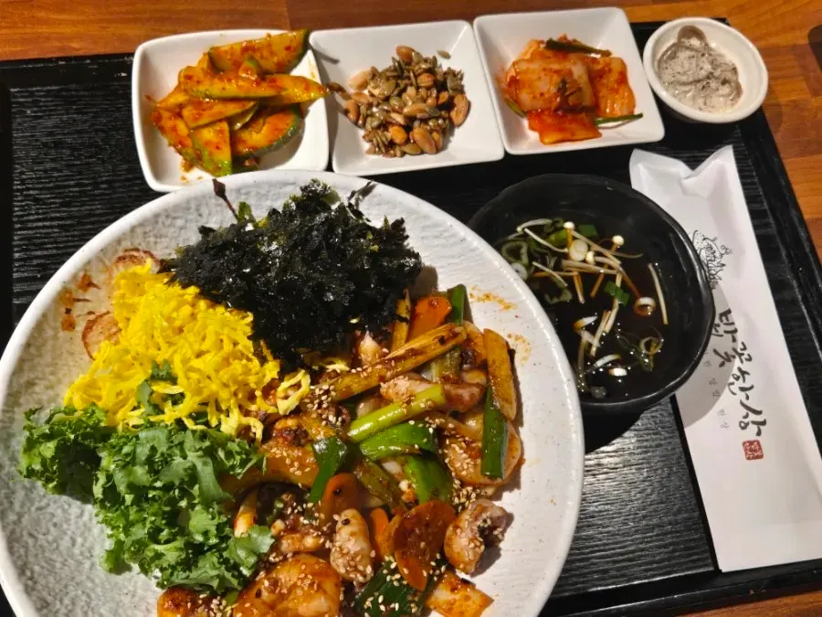 밥꽃한상 낙지 새우 덮밥